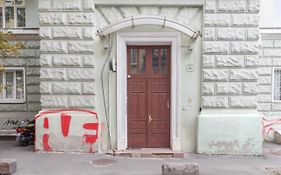 Design Apartment On Mykhailivskyi Ln. 4